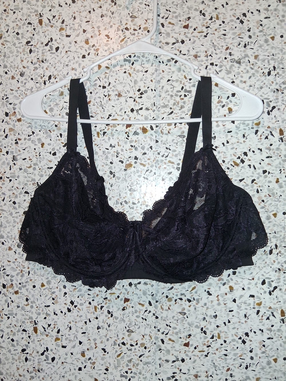 Delimira Minimizer Bra Size 44D Black No Padding With Wires Lace